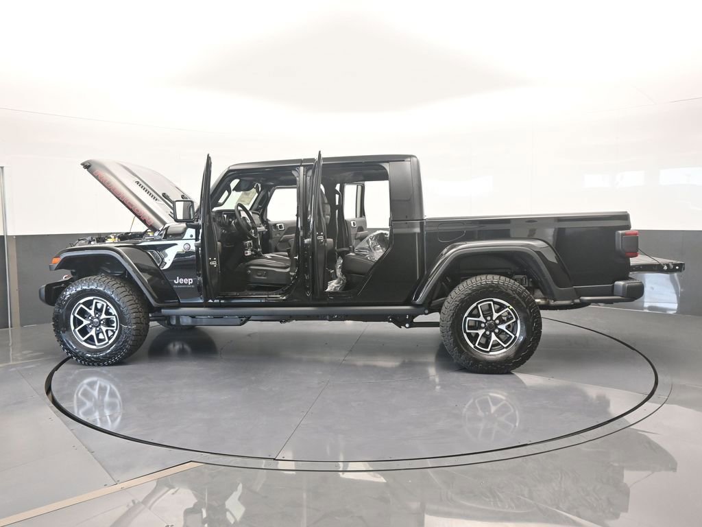 New 2026 Jeep Gladiator Rubicon w/ Steel Power Dome Hood Package AWD/4WD image 69
