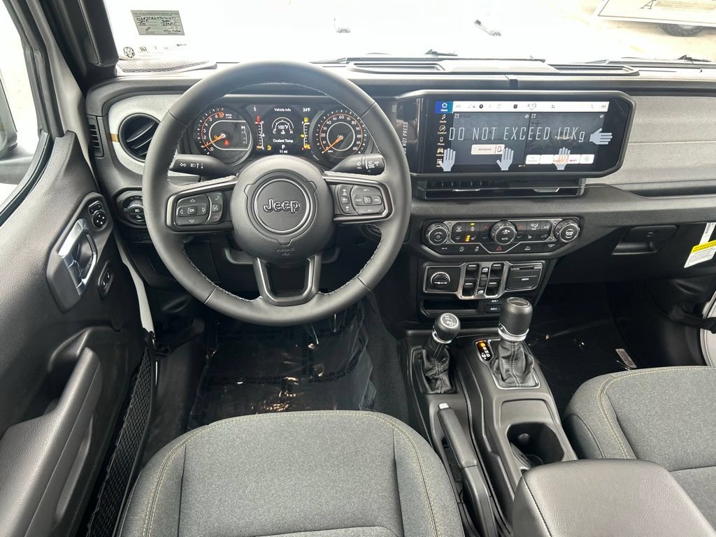 New 2026 Jeep Gladiator Sport AWD/4WD image 4
