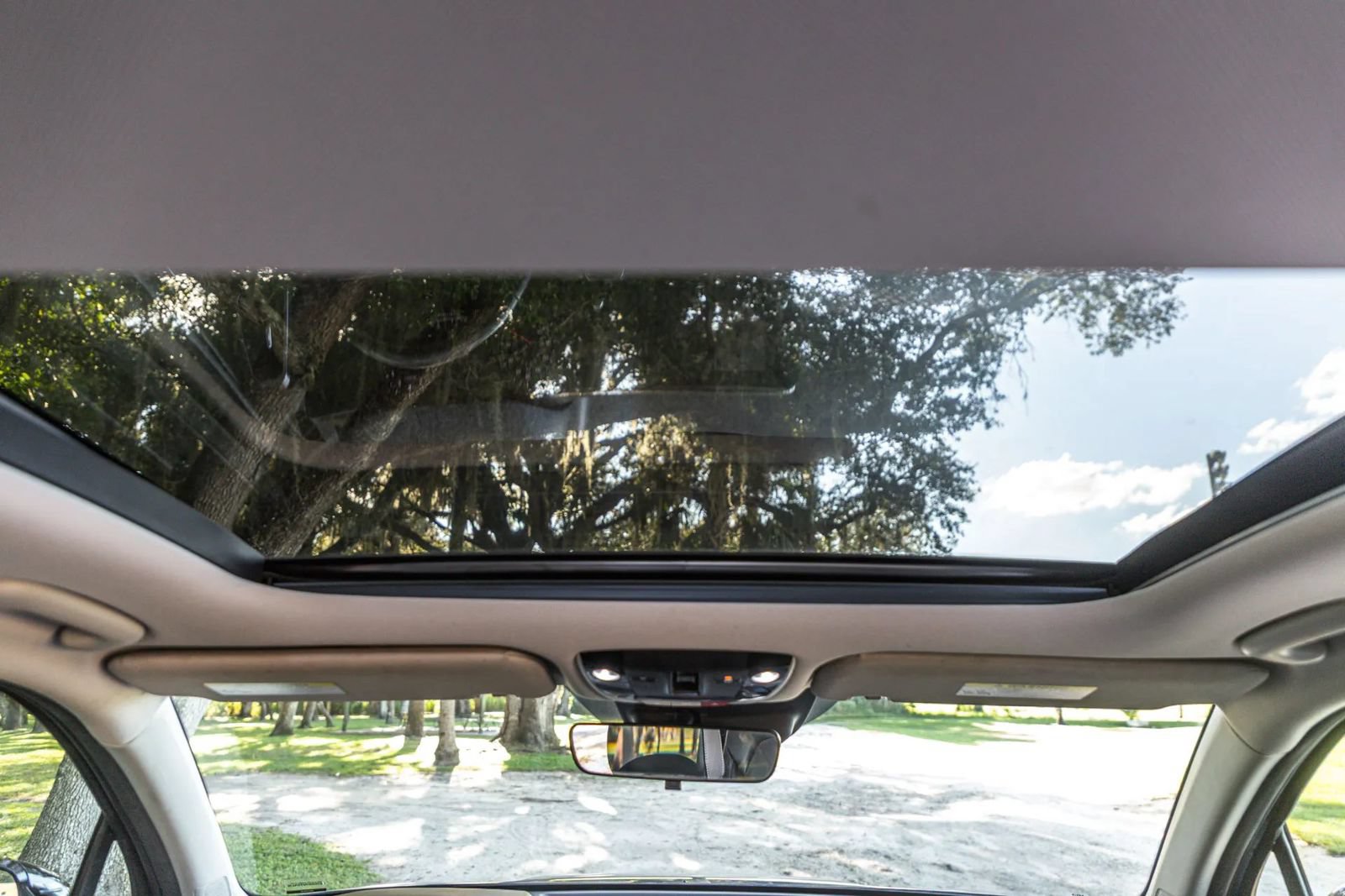 Used 2023 Kia Sorento S w/ Panoramic Sunroof Package FWD image 58