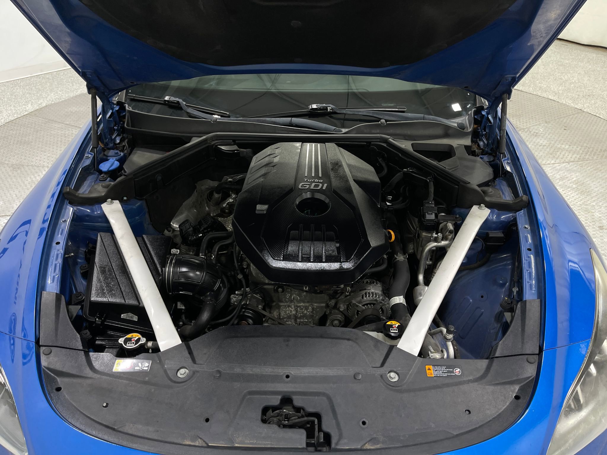 Used 2018 Kia Stinger Premium image 25