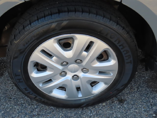 Used 2019 Dodge Journey SE FWD image 12