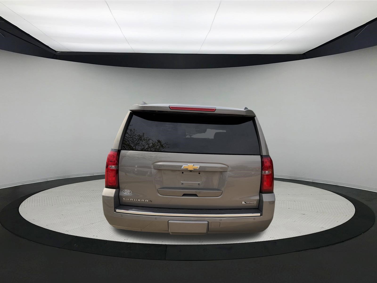 Used 2018 Chevrolet Suburban Premier w/ Max Trailering Package AWD/4WD image 4