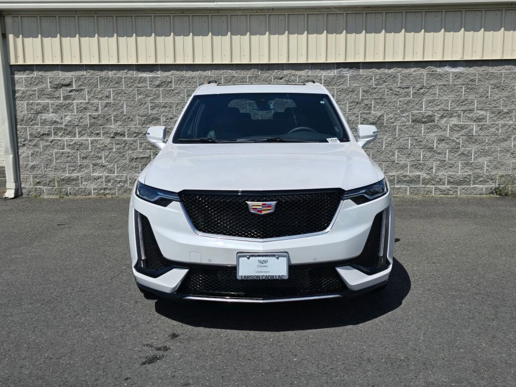 New 2025 Cadillac XT6 Sport image 11