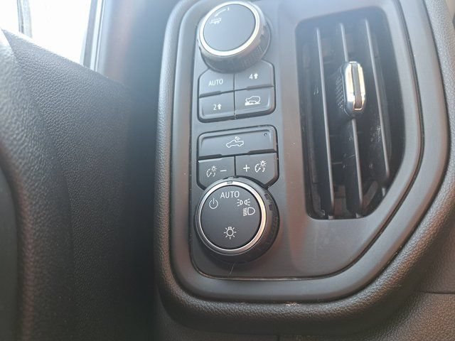 Used 2022 Chevrolet Silverado 1500 Custom AWD/4WD image 25