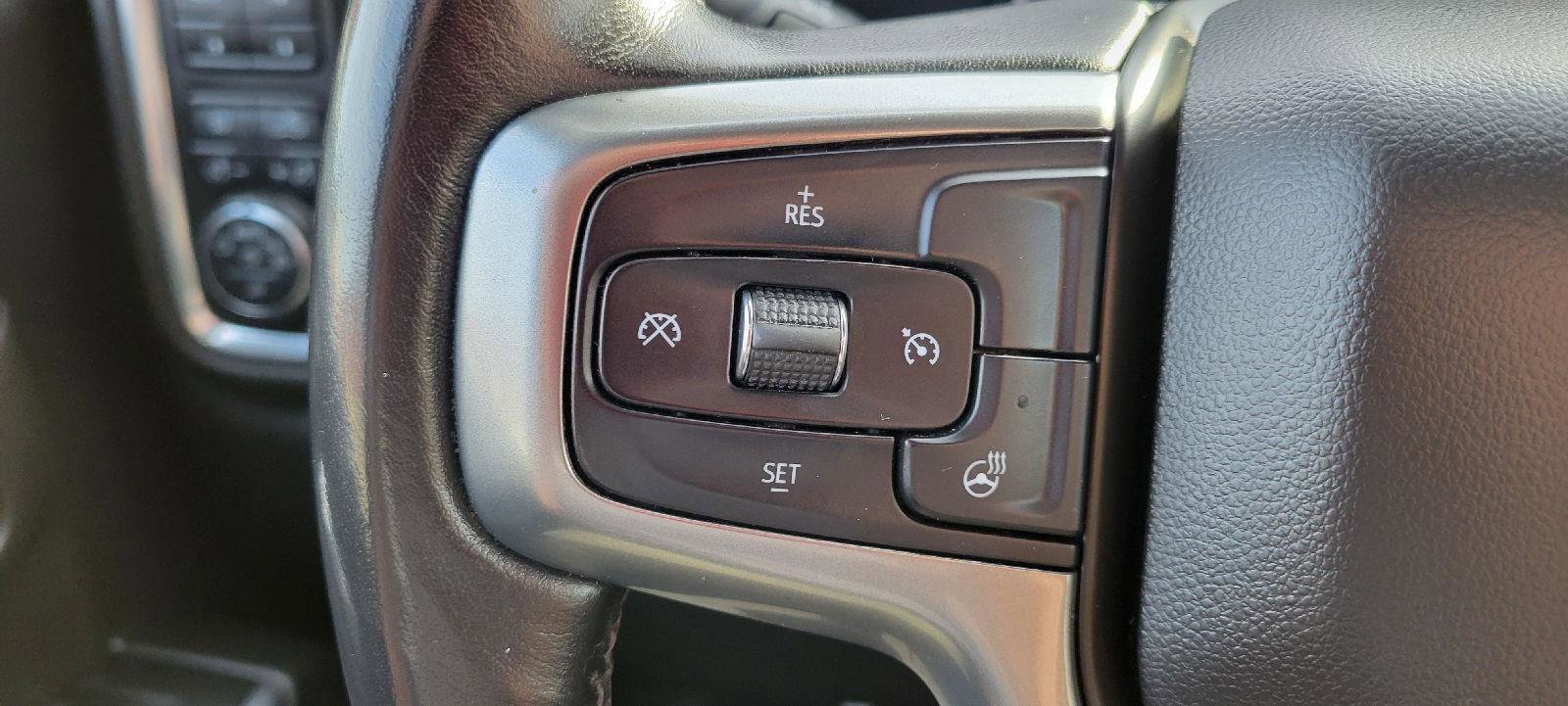 Used 2020 Chevrolet Silverado 1500 LTZ w/ LTZ Convenience Package AWD/4WD image 16