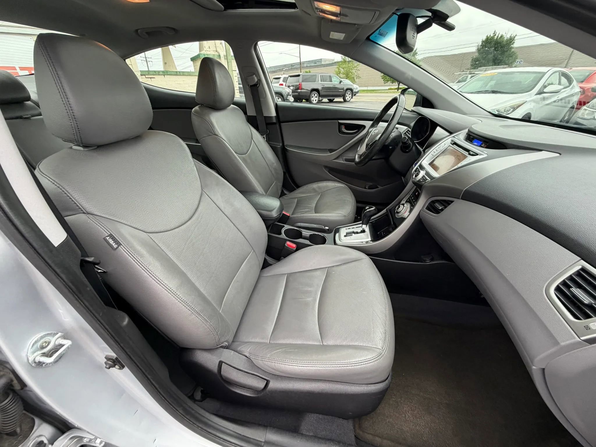 Used 2012 Hyundai Elantra Limited w/ Technology Pkg 5 FWD image 29