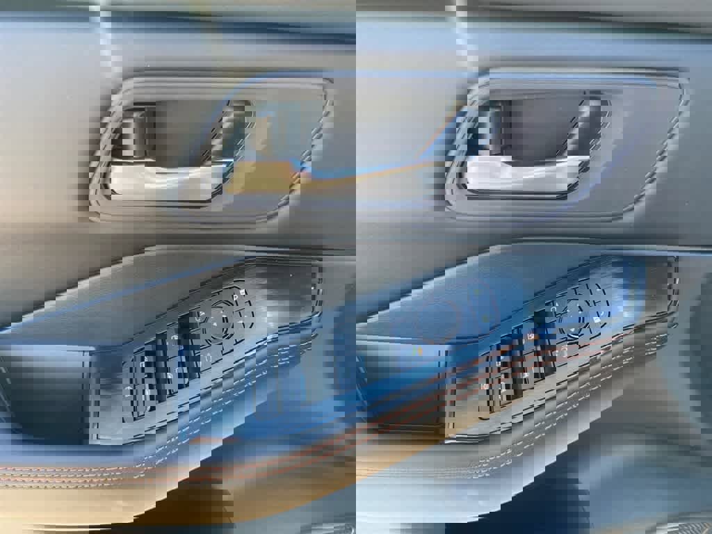 New 2026 Nissan Rogue SV image 10