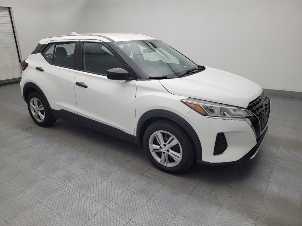Used 2022 Nissan Kicks S FWD image 11