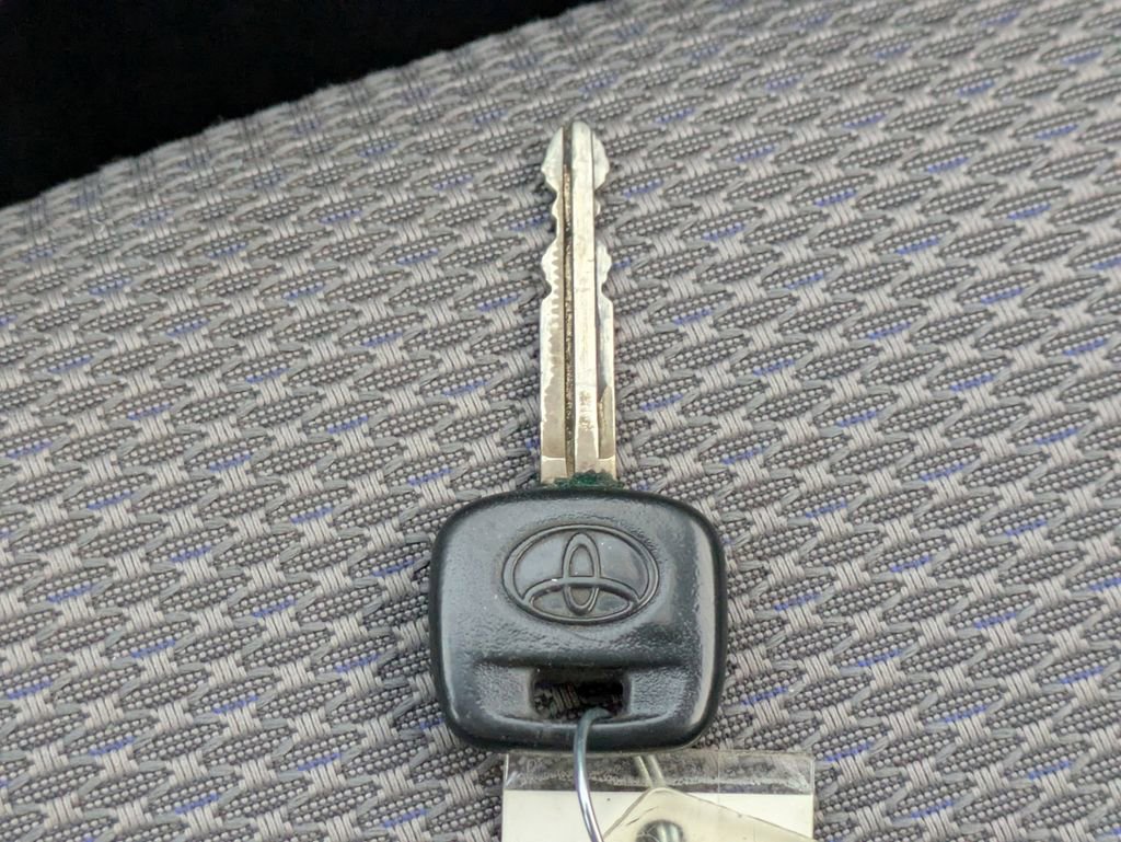 Used 2014 Toyota Tacoma 2WD Access Cab image 29