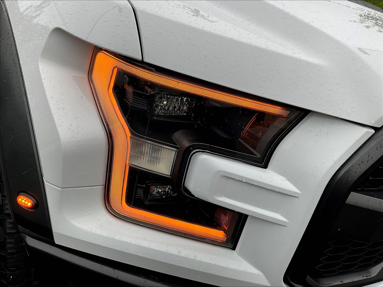 Used 2020 Ford F150 Raptor AWD/4WD image 32