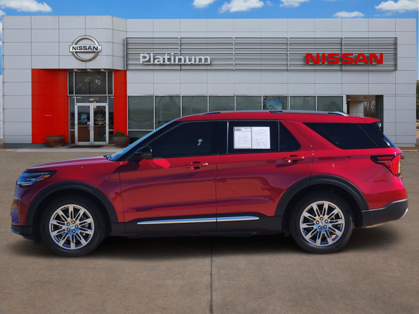 Used 2026 Ford Explorer Platinum RWD image 3