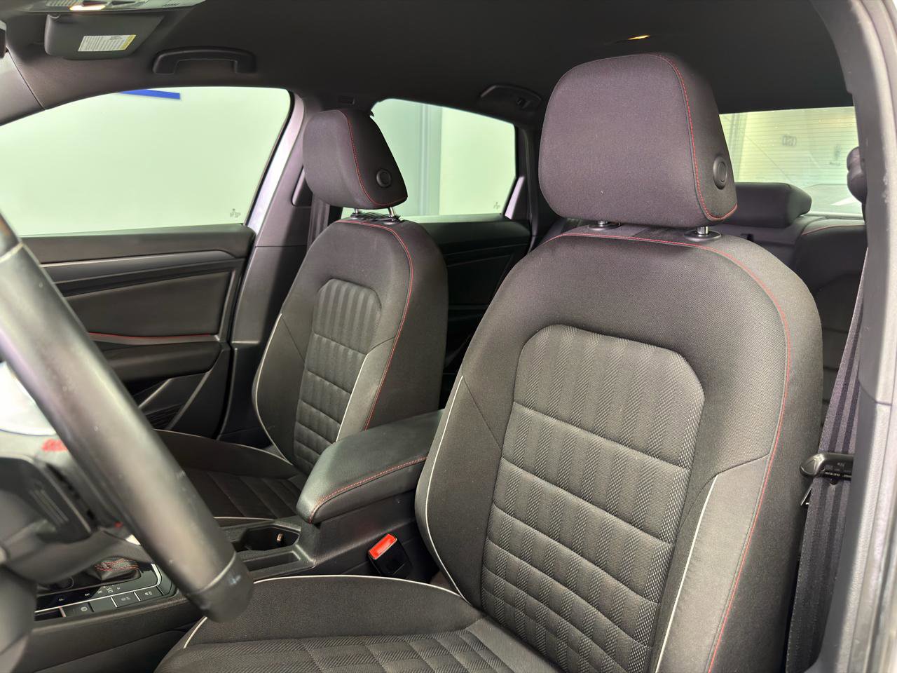 Used 2021 Volkswagen Jetta GLI image 11