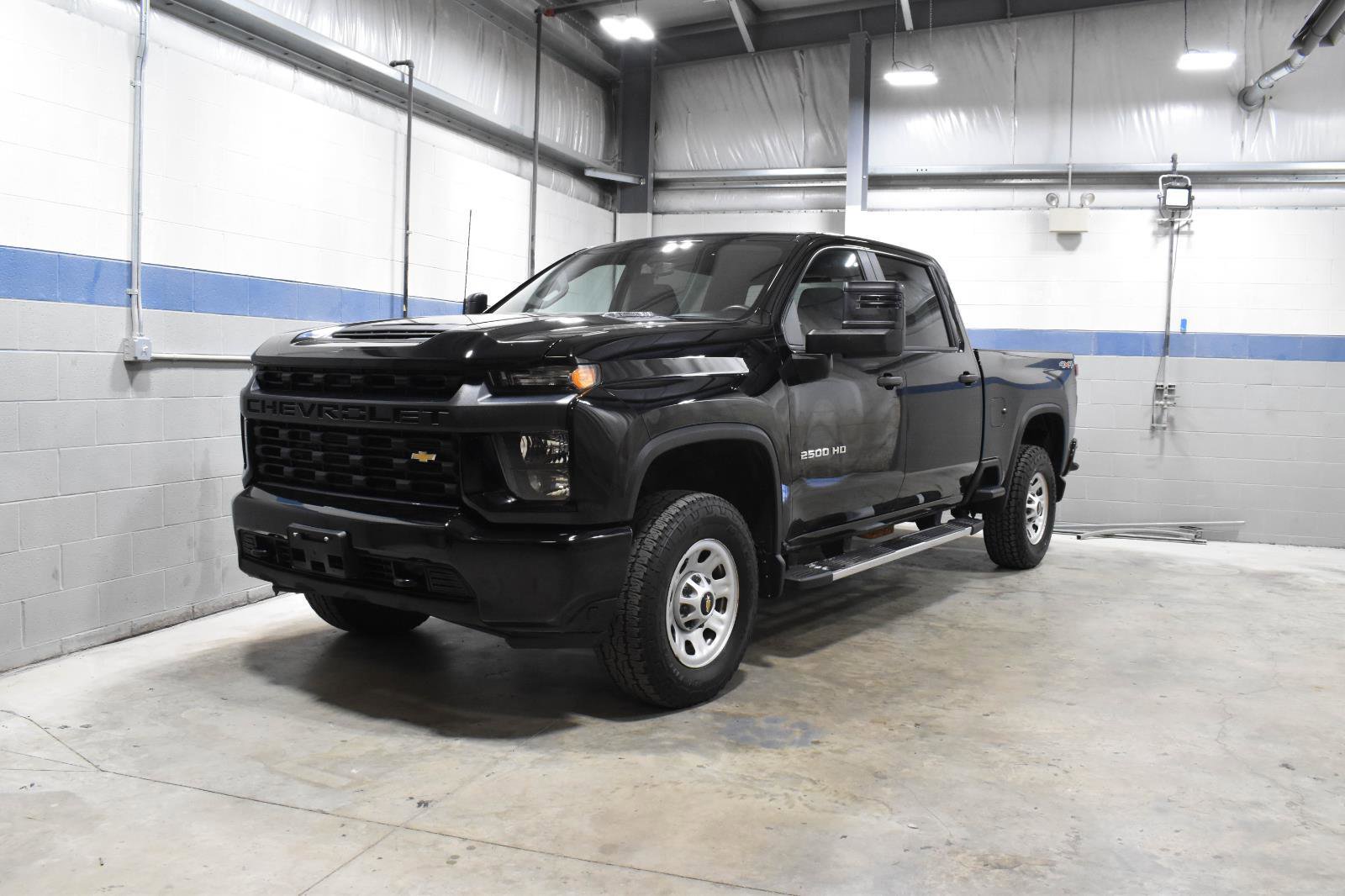 Used 2022 Chevrolet Silverado 2500 W/T w/ WT Convenience Package image 2
