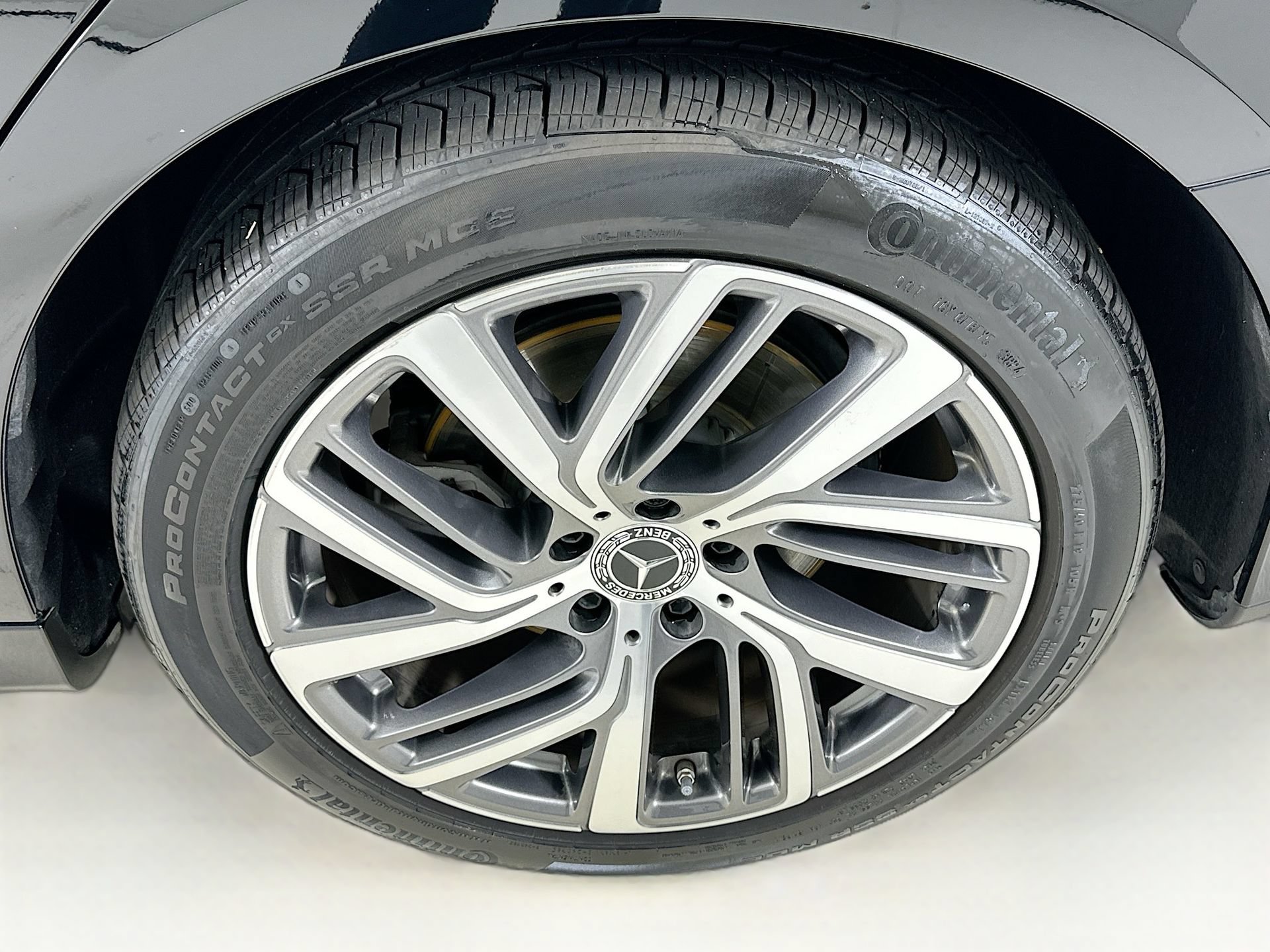 Certified 2025 Mercedes-Benz E 350 4MATIC Sedan image 34