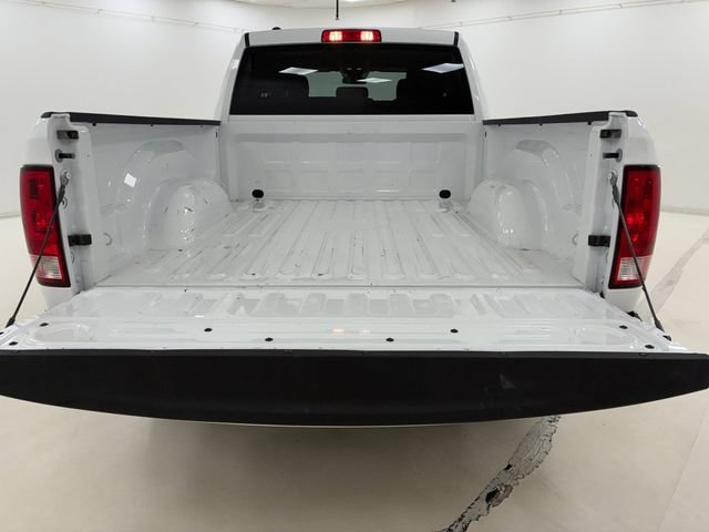 Used 2024 RAM 1500 Classic SLT AWD/4WD image 17