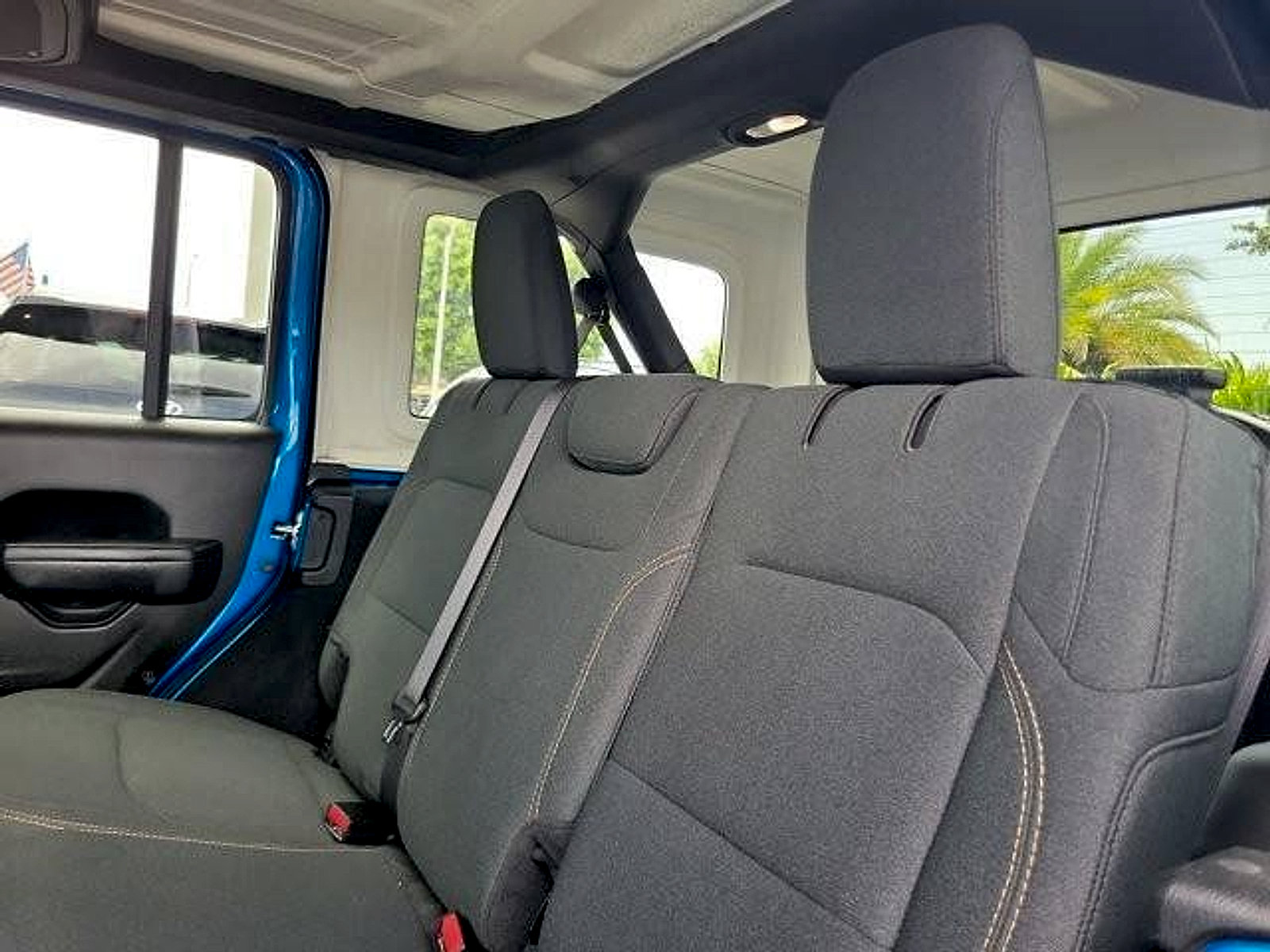 Used 2024 Jeep Wrangler Unlimited Sport AWD/4WD image 11