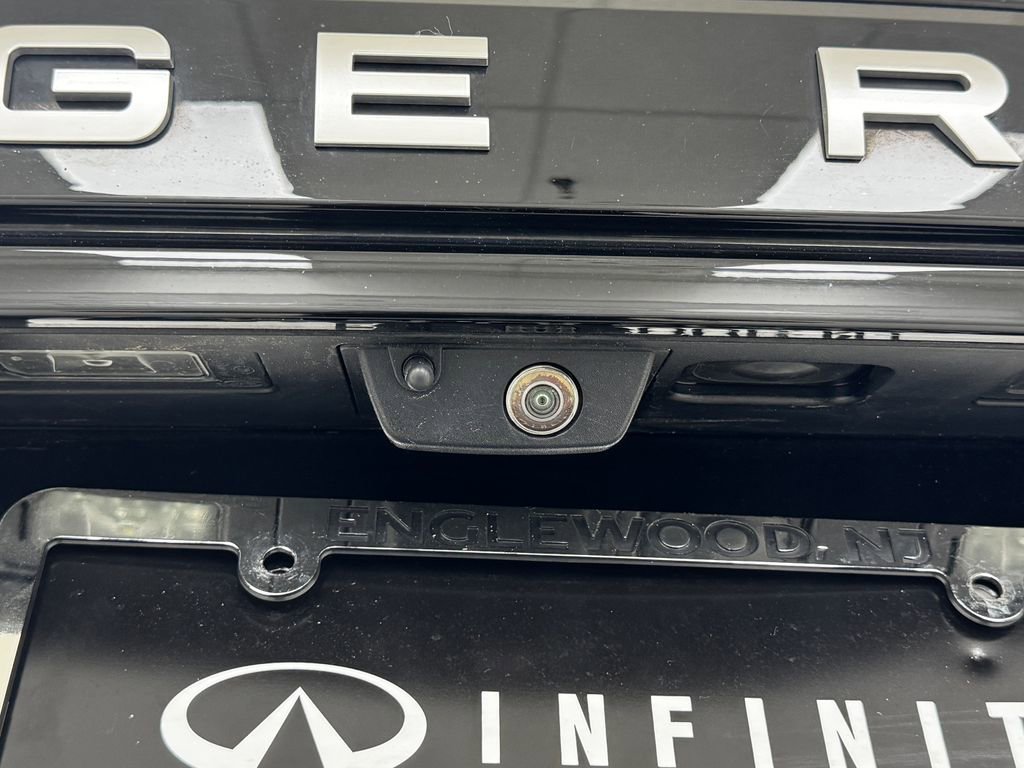 Used 2021 Land Rover Range Rover Evoque S image 32