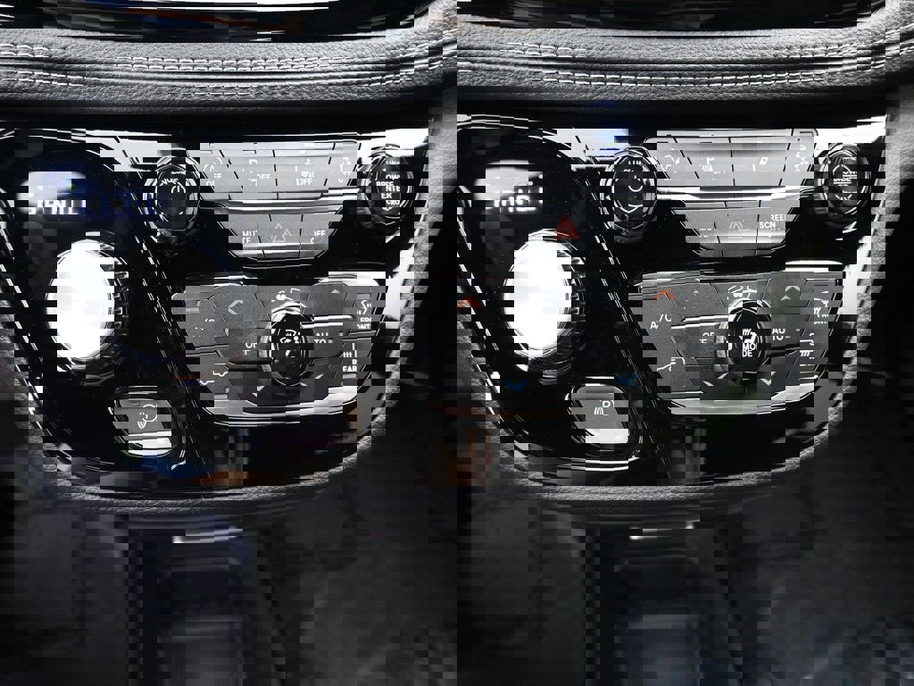 New 2026 Chrysler Pacifica Select image 18