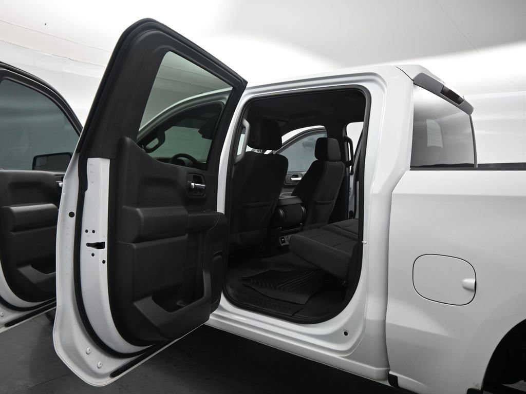 Used 2024 Chevrolet Silverado 1500 Custom Trail Boss w/ LPO, Dark Essentials Package AWD/4WD image 18