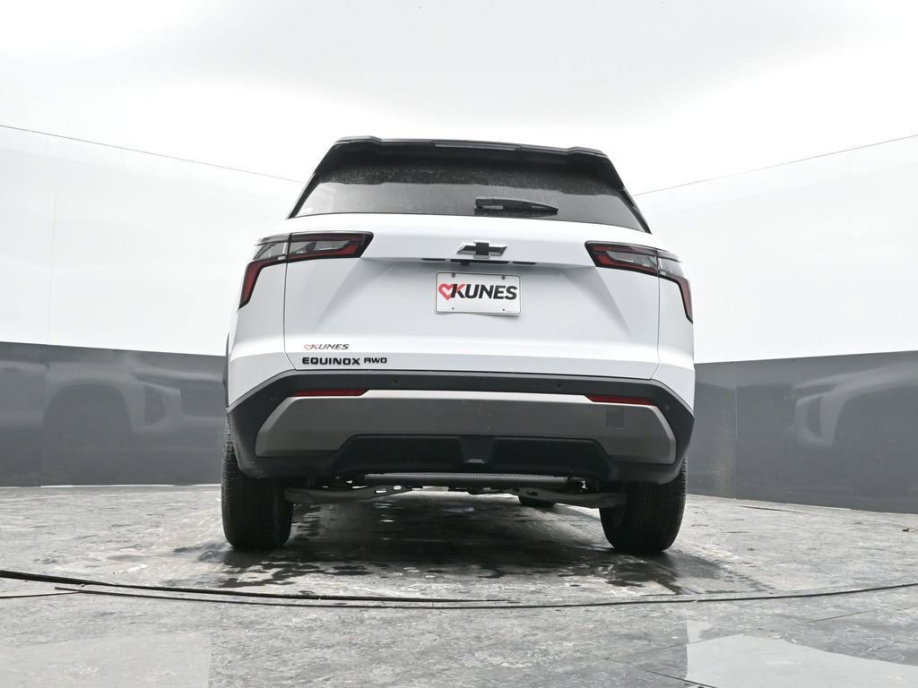 New 2026 Chevrolet Equinox LT w/ Convenience Package II image 41