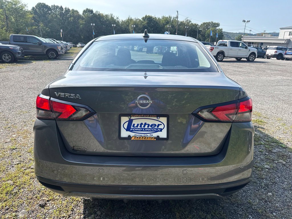 Used 2025 Nissan Versa SV FWD image 6