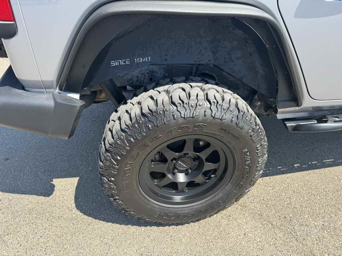 Used 2018 Jeep Wrangler Unlimited Sport S image 23