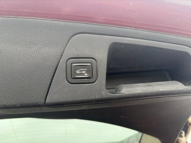 Used 2019 Buick Envision Essence AWD/4WD image 5