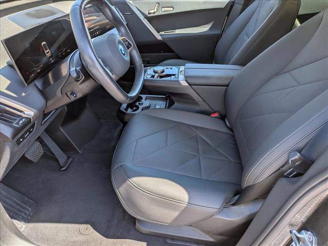 Certified 2024 BMW iX xDrive50 w/ Sport Package AWD/4WD image 17