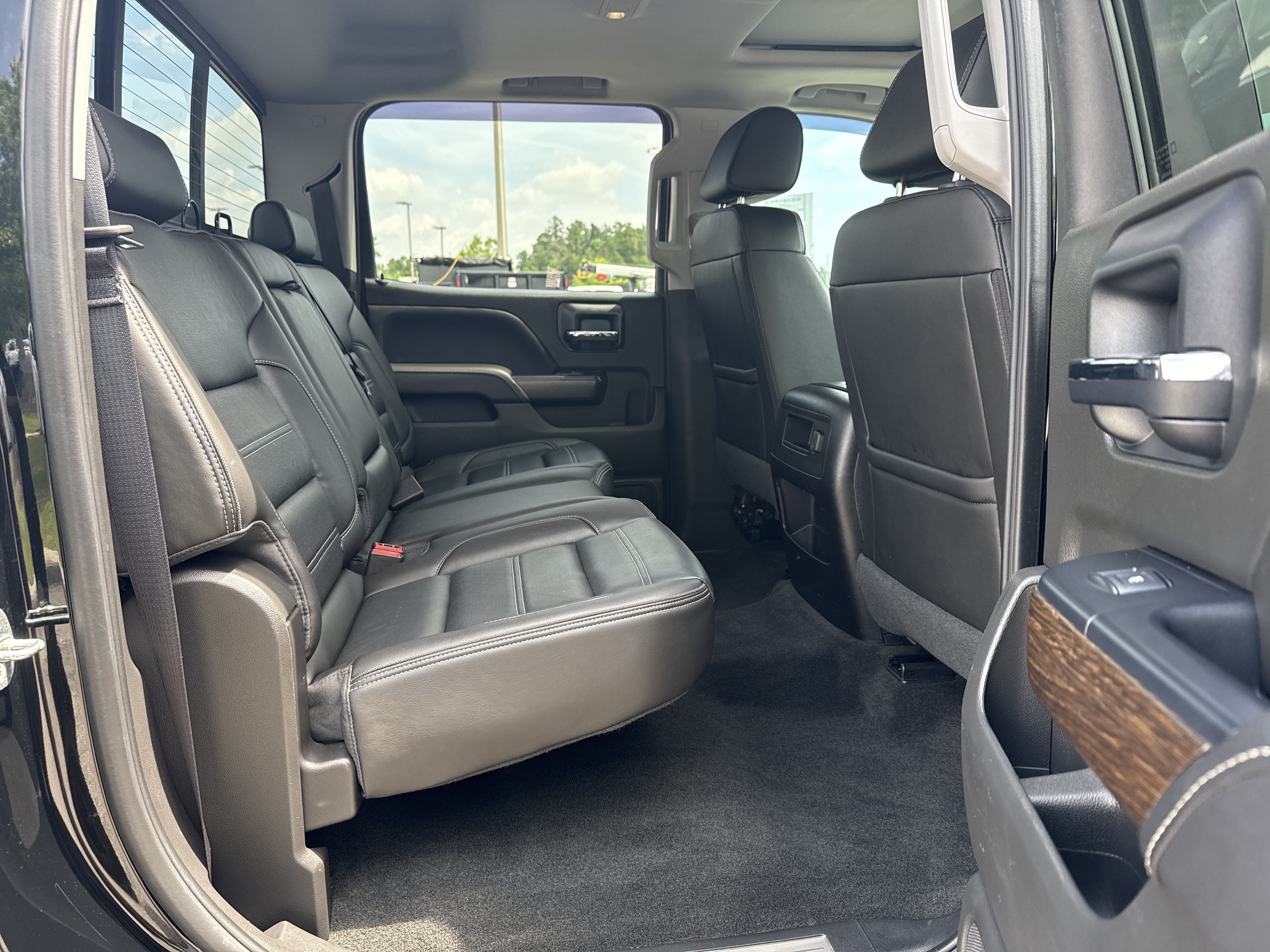 Used 2018 GMC Sierra 1500 Denali w/ Denali Ultimate Package AWD/4WD image 16