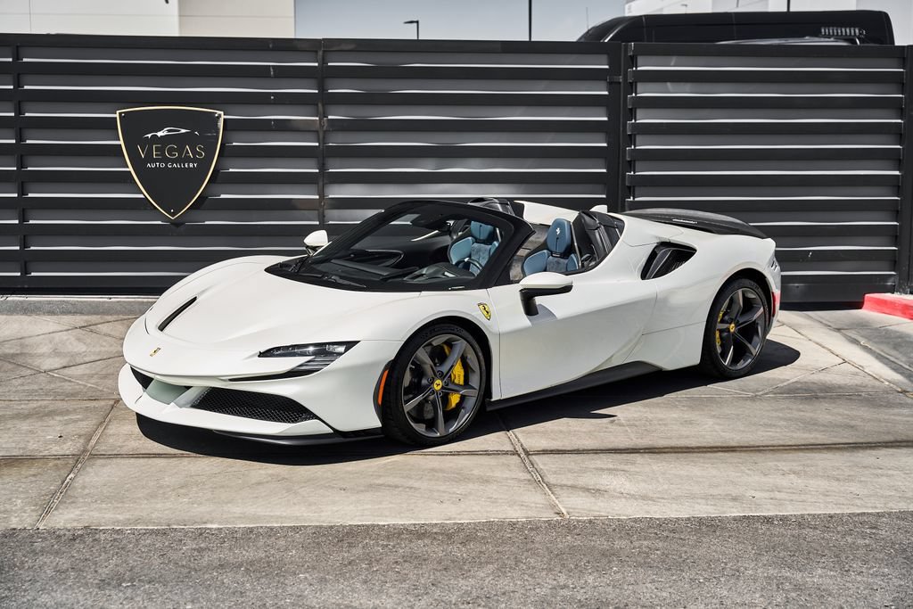 Used 2022 Ferrari SF90 Spider AWD/4WD image 5