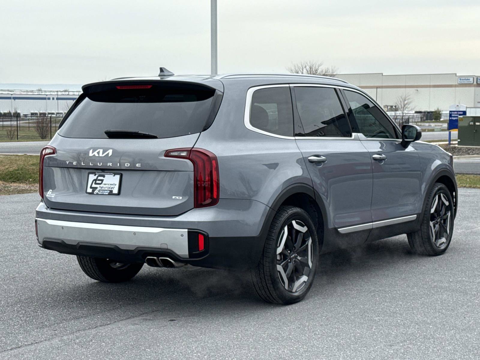Used 2024 Kia Telluride S image 24
