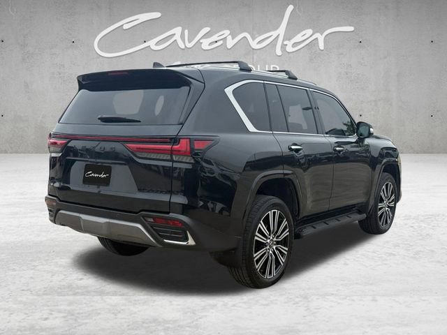 Used 2025 Lexus LX 600 4WD w/ Accessory Package (2T) image 16