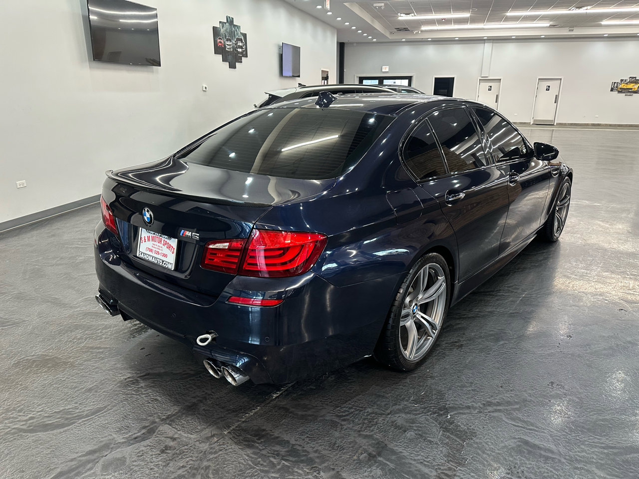 Used 2013 BMW M5 w/ Executive Pkg image 5