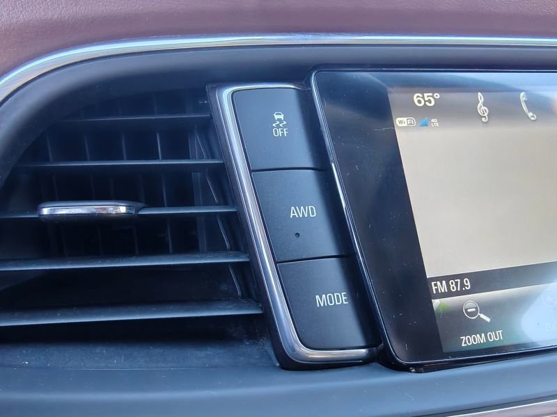 Used 2019 Buick Enclave Avenir w/ Avenir Technology Package image 36