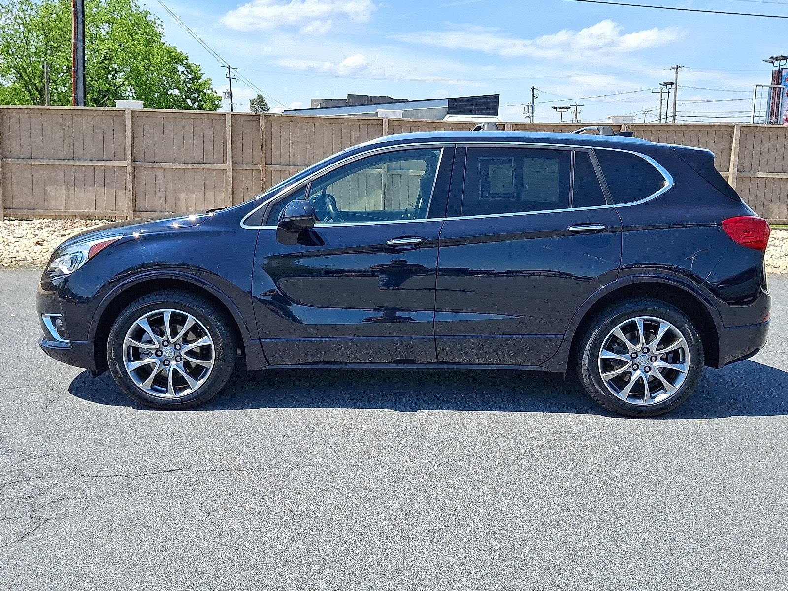 Used 2020 Buick Envision Essence w/ Experience Buick Package AWD/4WD image 9