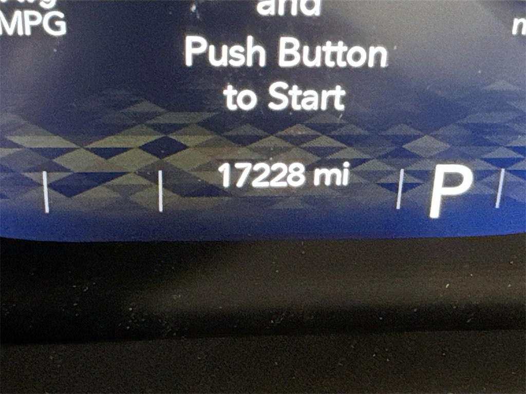 Used 2022 Jeep Wrangler Unlimited Sahara w/ Cold Weather Group image 5