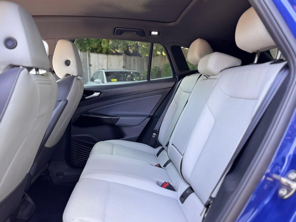 Used 2021 Volkswagen ID.4 Pro S w/ Gradient Package RWD image 23
