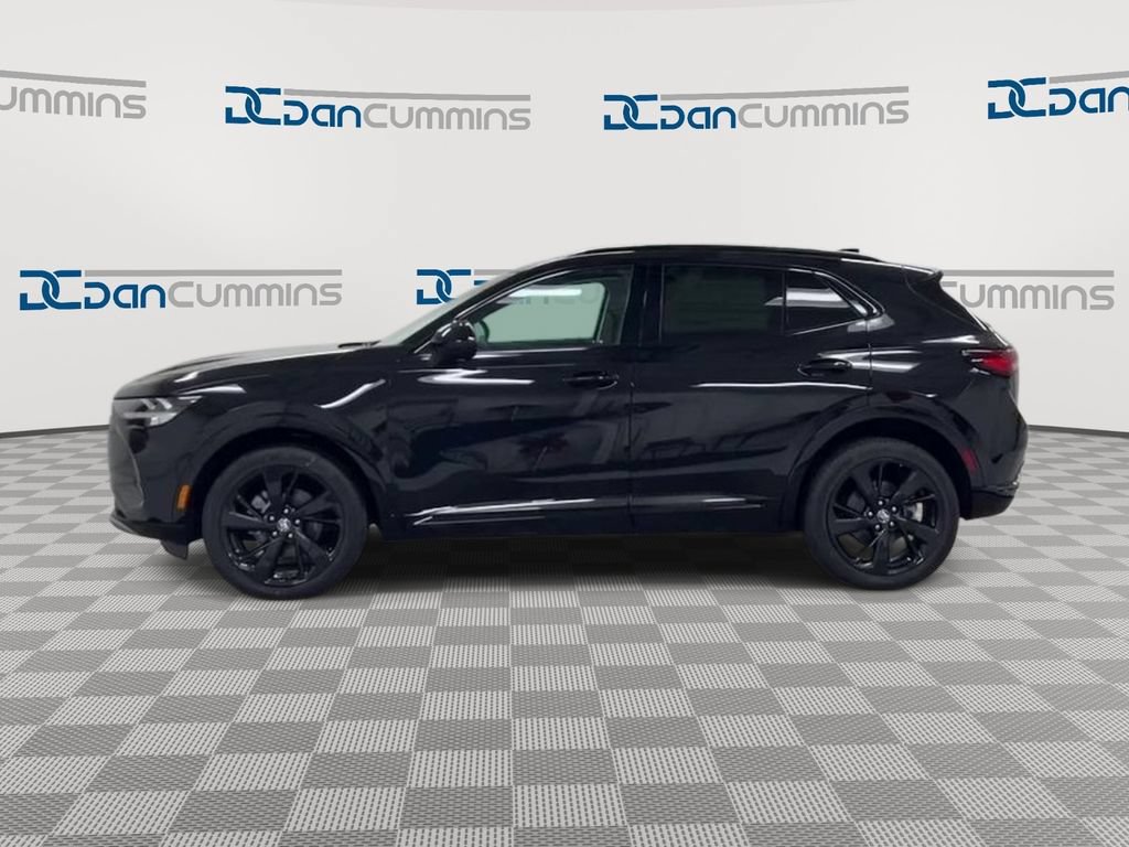 Used 2023 Buick Envision Essence w/ Sport Touring Package AWD/4WD image 5