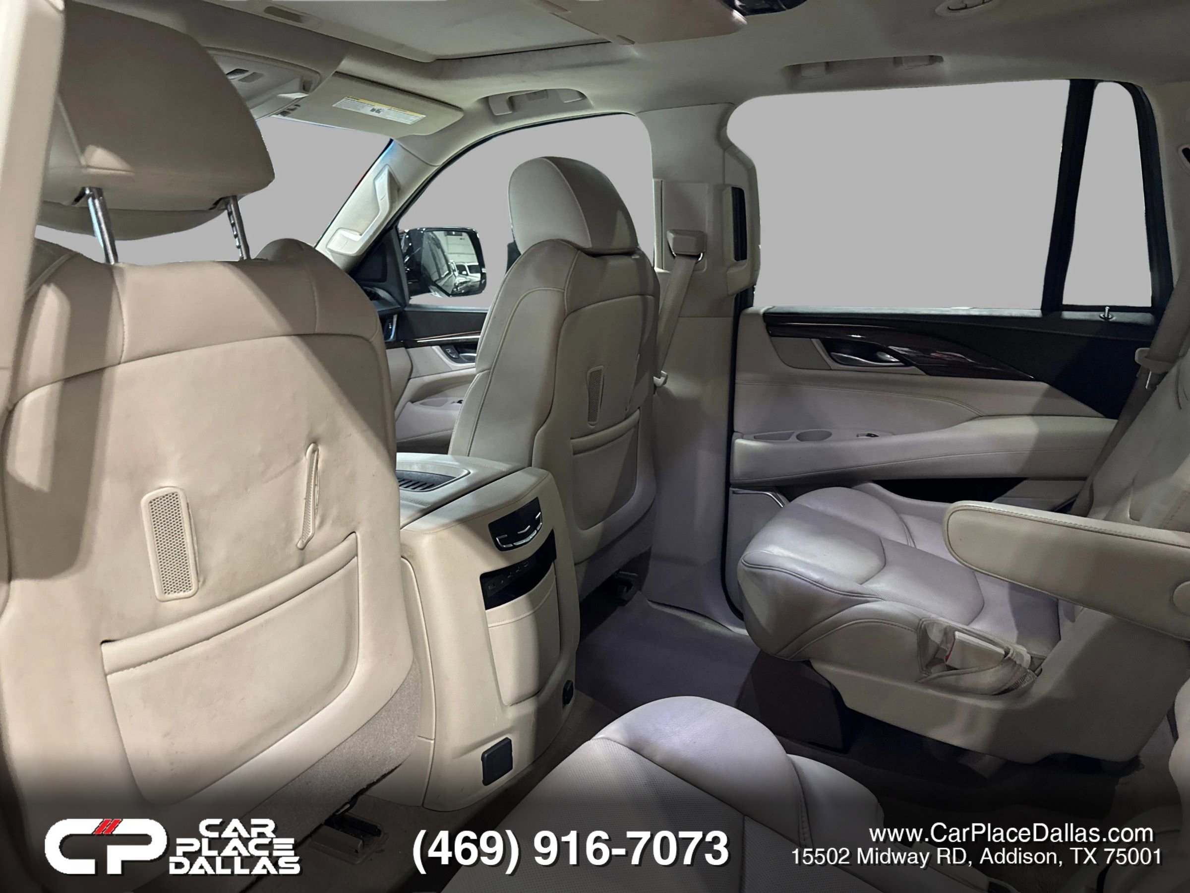 Used 2019 Cadillac Escalade Luxury RWD image 23