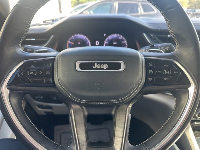 Used 2022 Jeep Grand Cherokee L Overland w/ Luxury Tech Group IV image 5