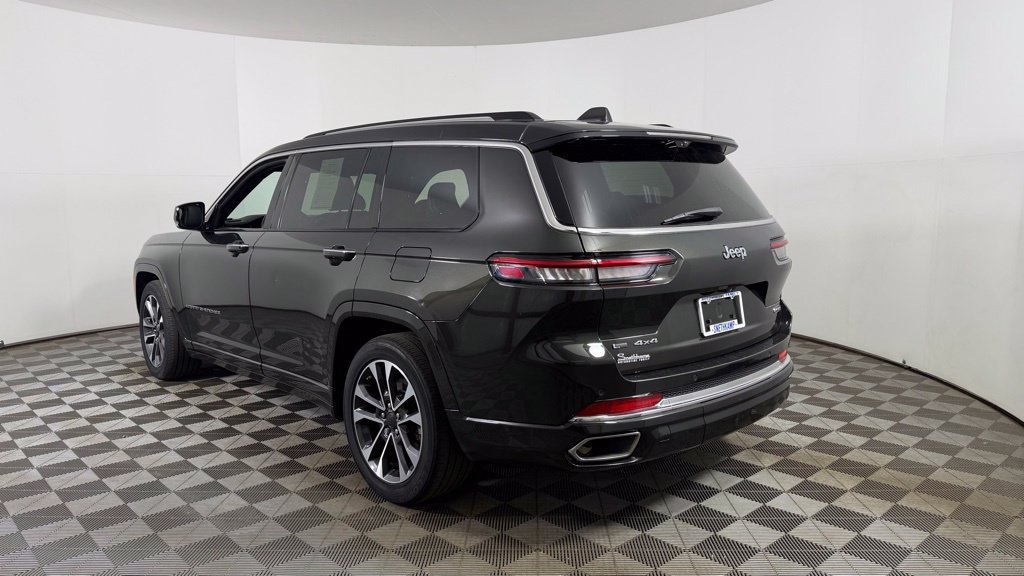 Used 2022 Jeep Grand Cherokee L Overland w/ Luxury Tech Group IV AWD/4WD image 6