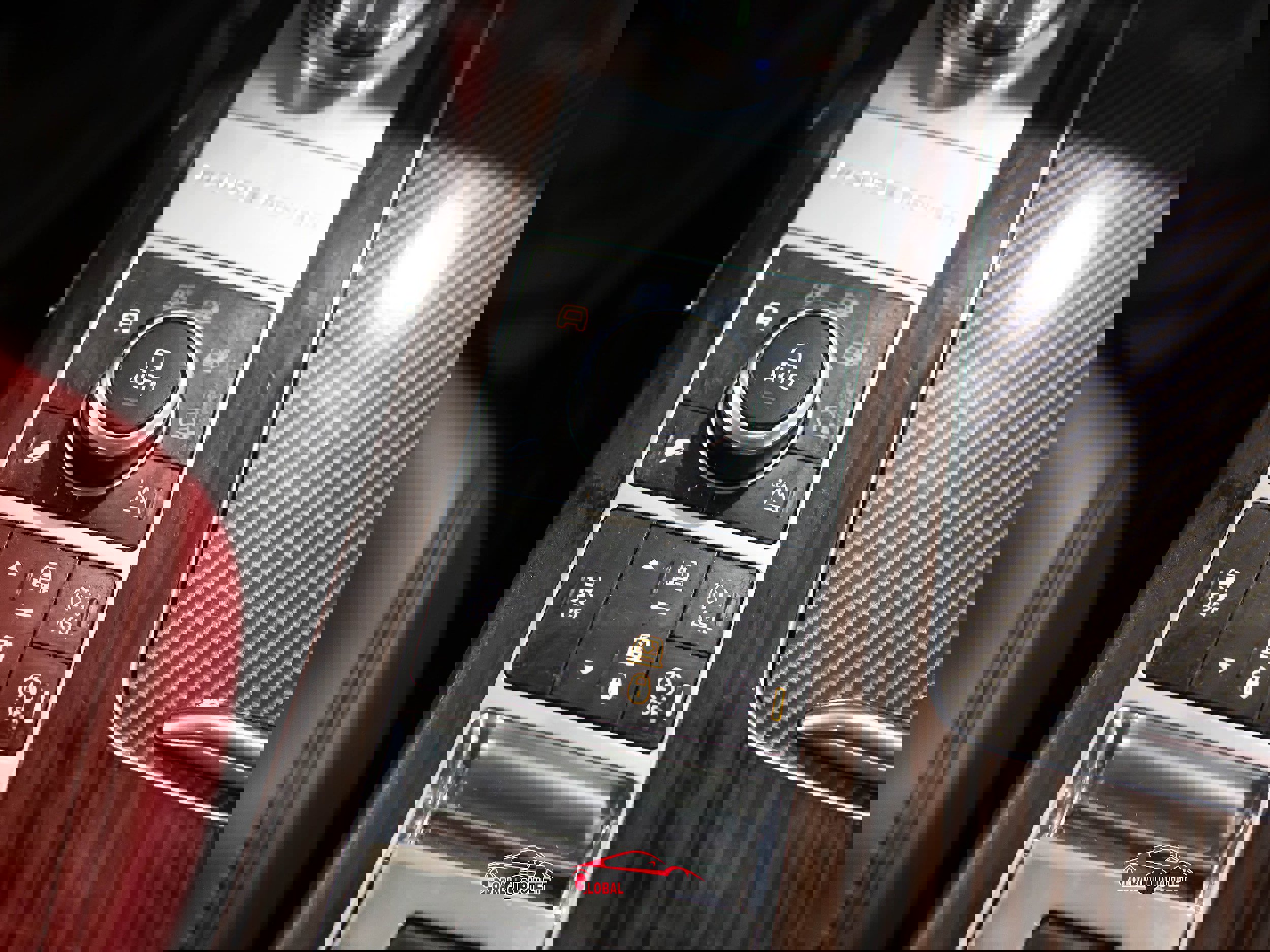 Used 2014 Land Rover Range Rover Autobiography image 42