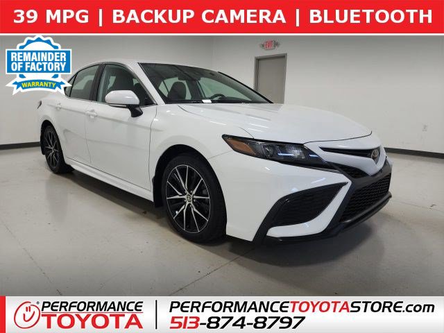 Used 2024 Toyota Camry SE FWD image 1
