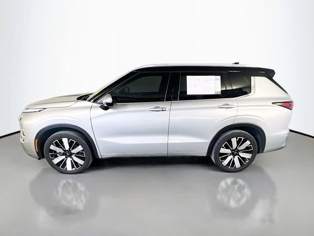 Used 2025 Mitsubishi Outlander SEL AWD/4WD image 5