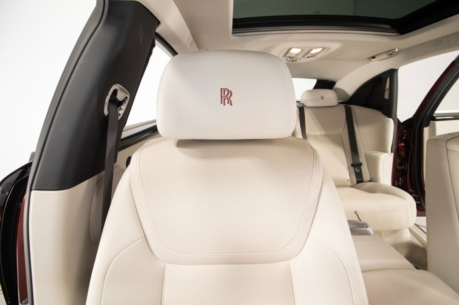 Used 2015 Rolls-Royce Ghost Extended Wheelbase image 75