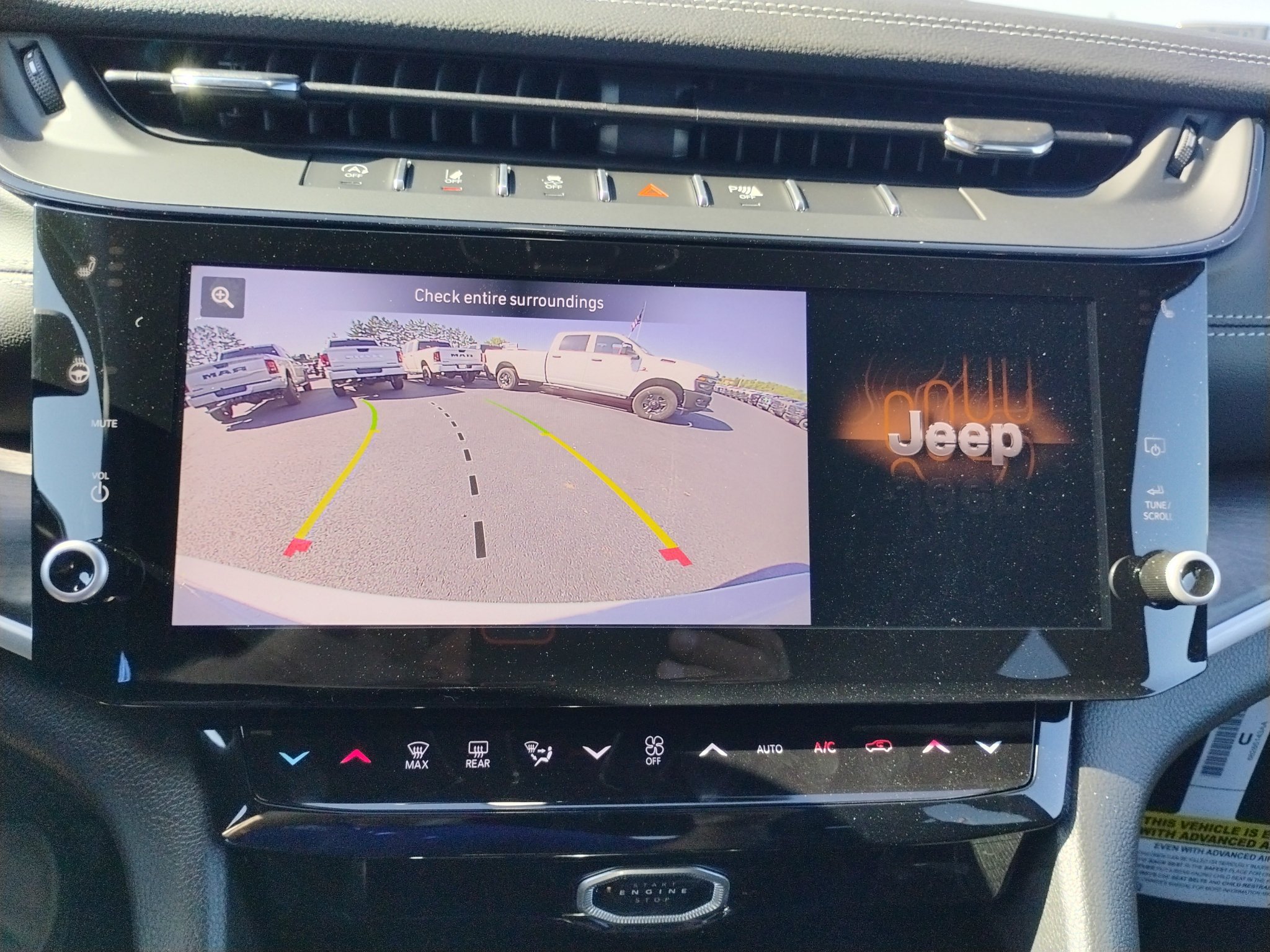 New 2027 Jeep Grand Cherokee Altitude AWD/4WD image 31