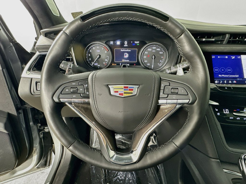 Used 2025 Cadillac XT6 Sport w/ Platinum Package AWD/4WD image 11