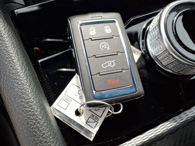 New 2026 Jeep Grand Cherokee Altitude image 21