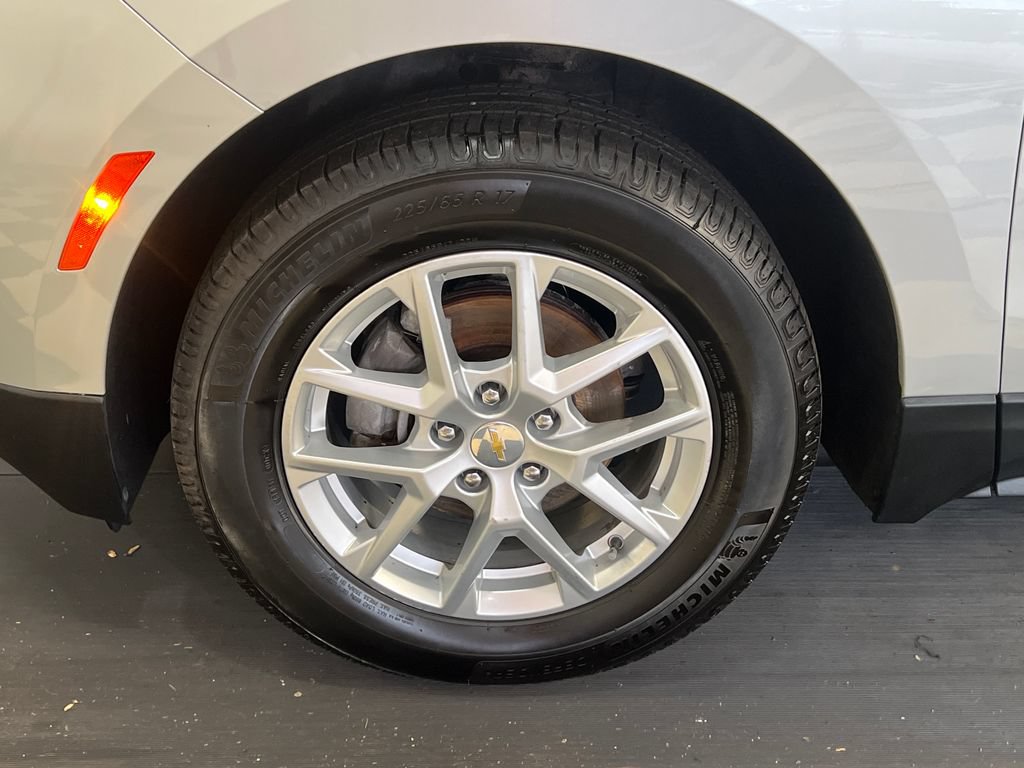 Used 2022 Chevrolet Equinox LT AWD/4WD image 5