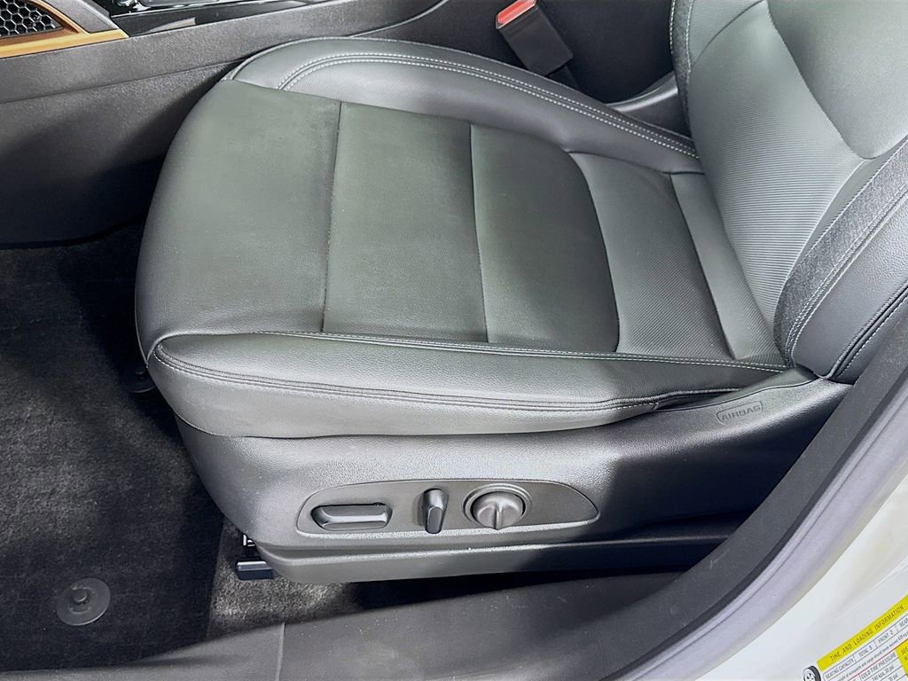 Used 2023 Chevrolet TrailBlazer ACTIV w/ Sun and Liftgate Package image 23